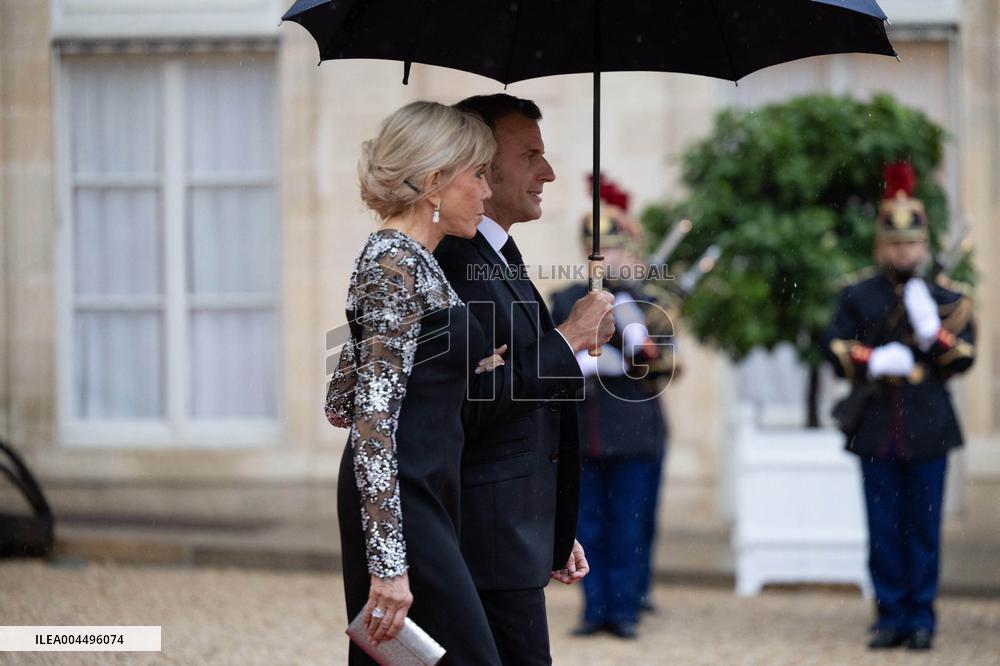 Emmanuel Macron welcomes Luiz Inacio Lula da Silva for a State diner at the Elysee - Paris