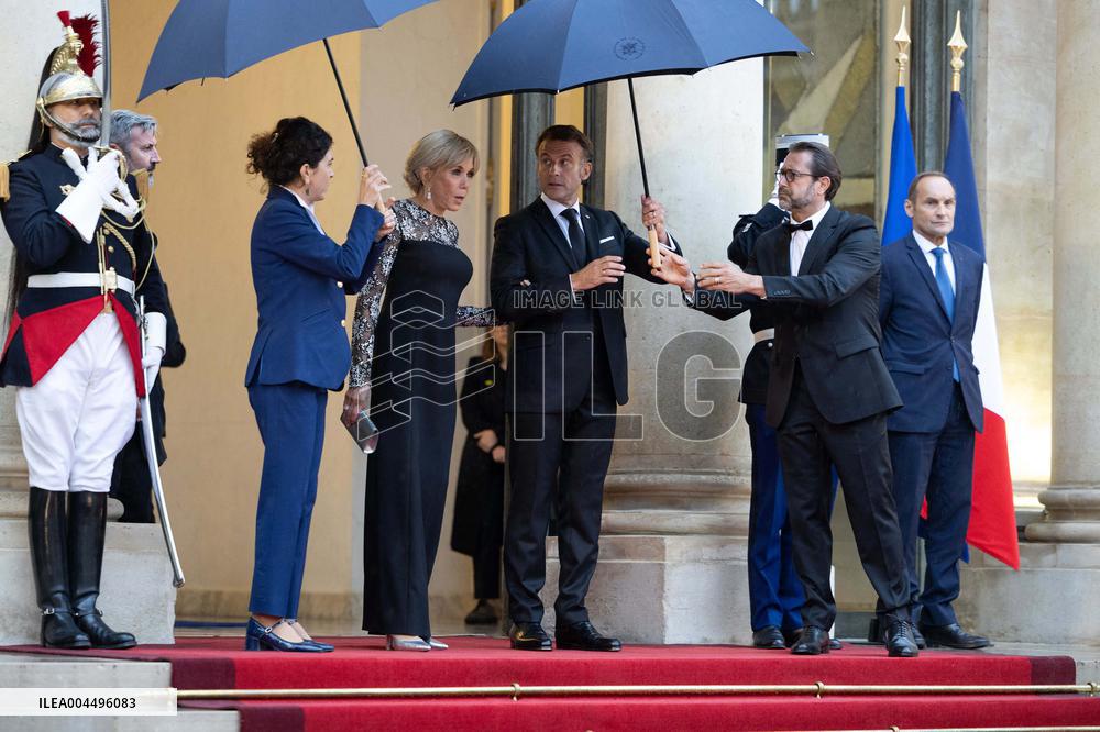 Emmanuel Macron welcomes Luiz Inacio Lula da Silva for a State diner at the Elysee - Paris