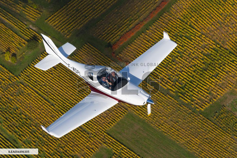 Illustration - Economy