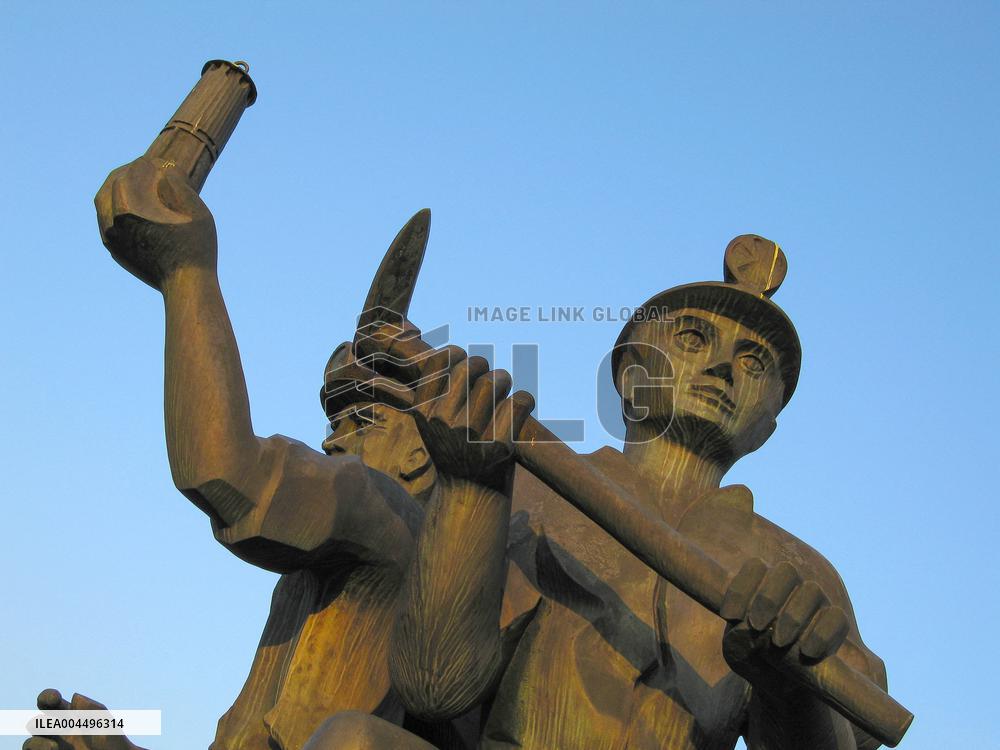 Illustration - Economy