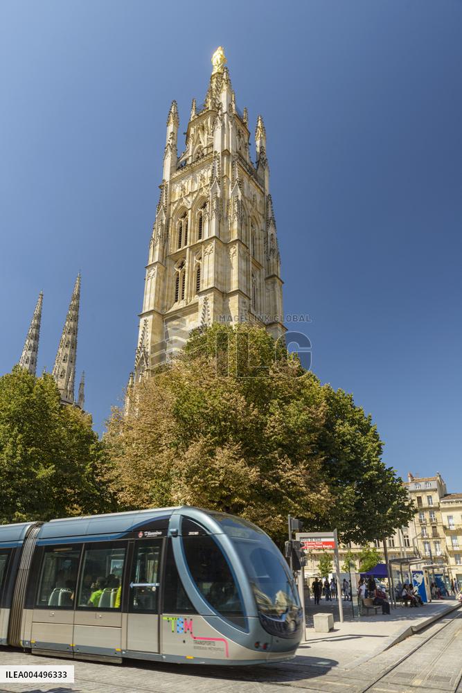 Illustration - Economy