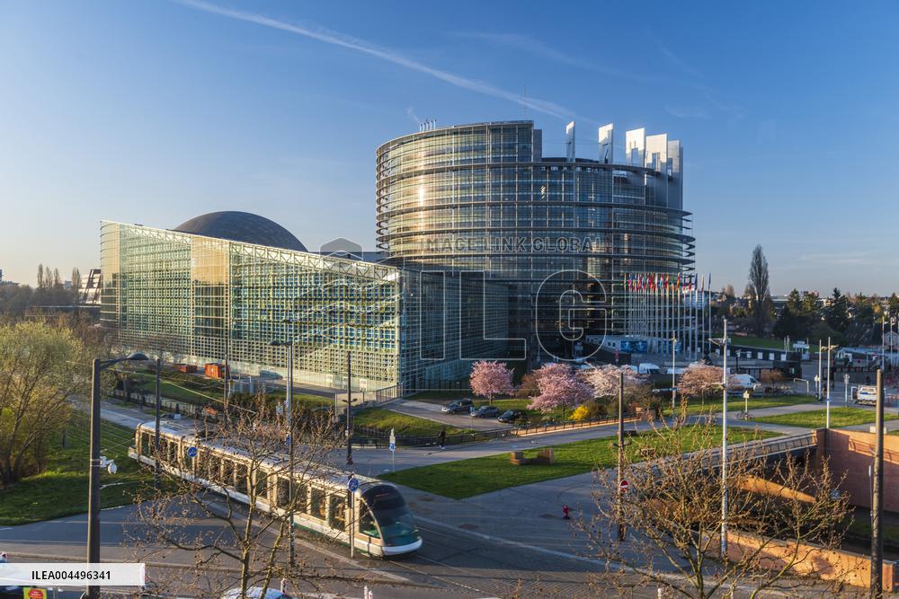 Illustration - Economy