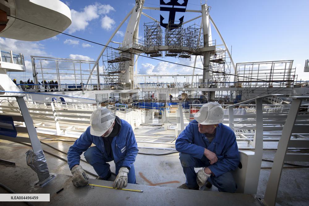 Illustration - Economy