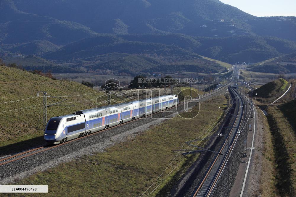 Illustration - Economy