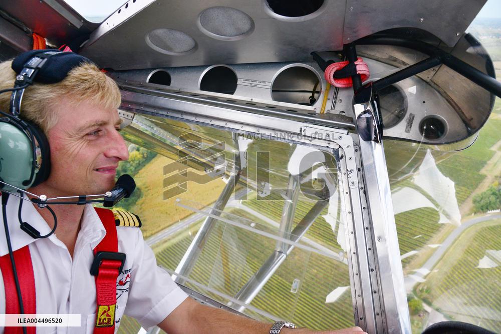 Illustration - Economy