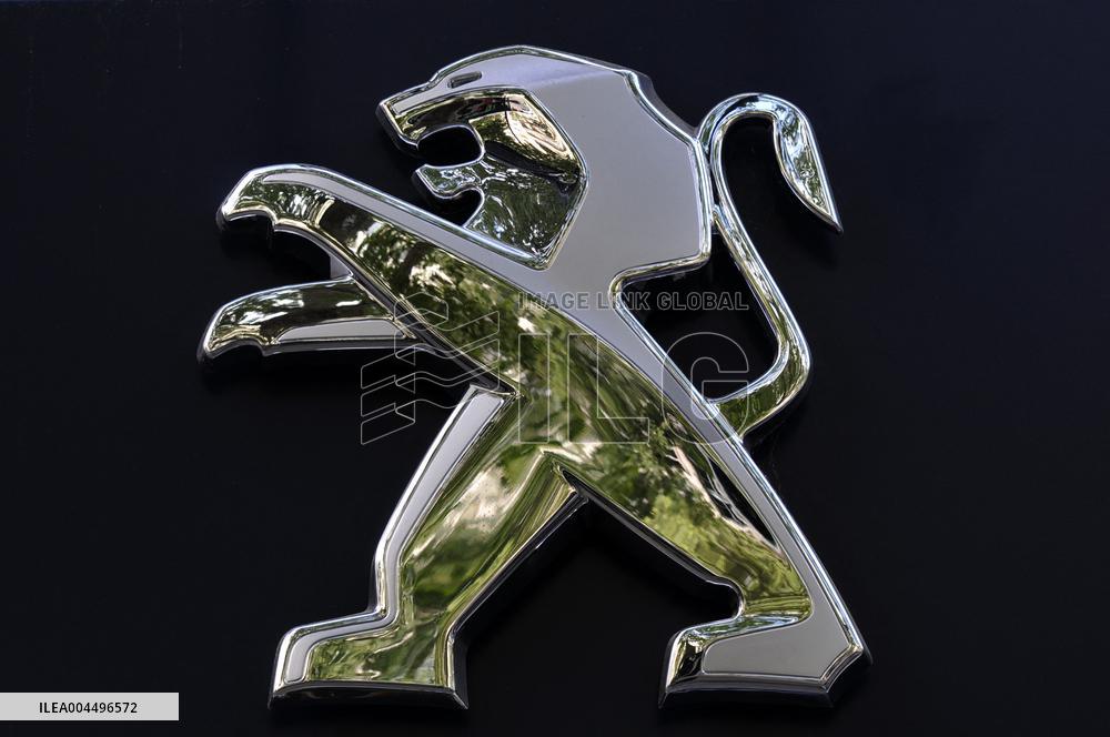 Illustration - Economy