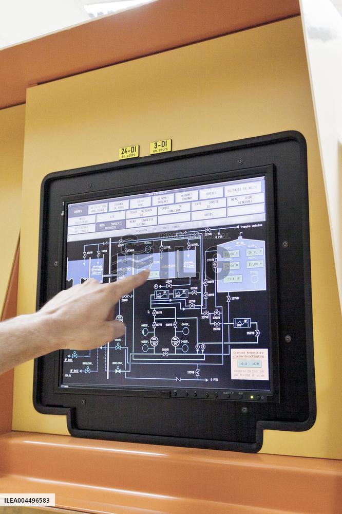 Illustration - Economy