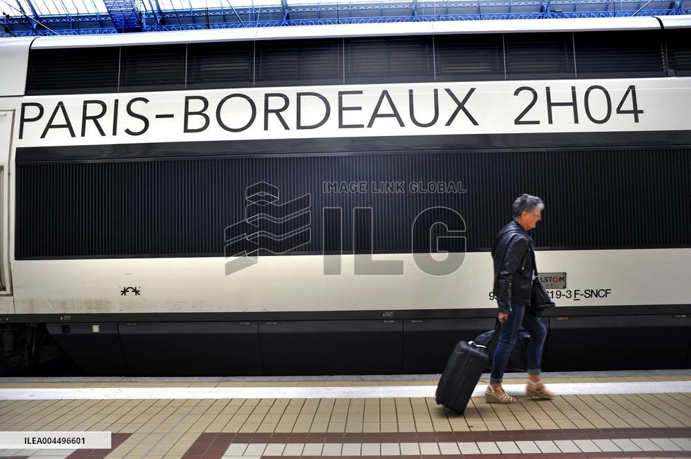 Illustration - Economy