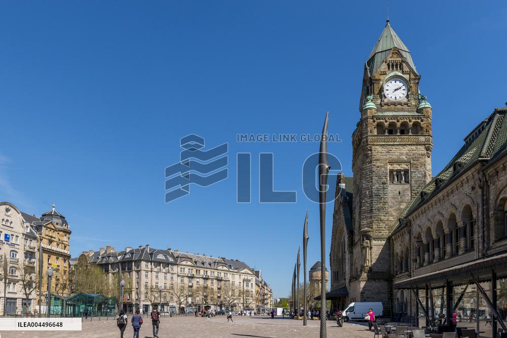 Illustration - Economy