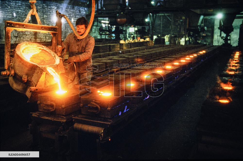 Illustration - Economy