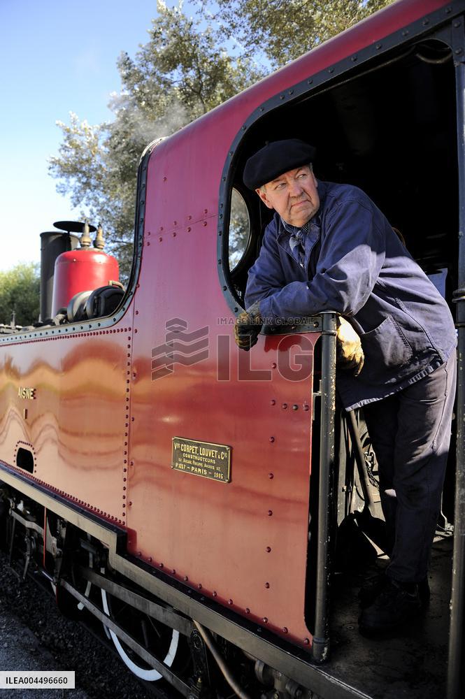 Illustration - Economy