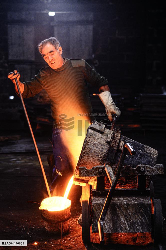 Illustration - Economy