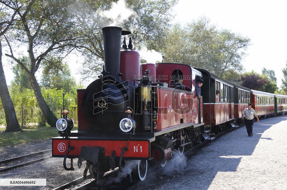 Illustration - Economy