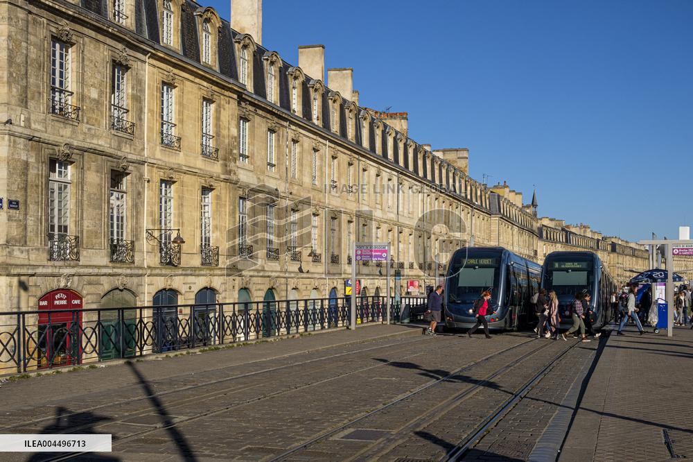 Illustration - Economy