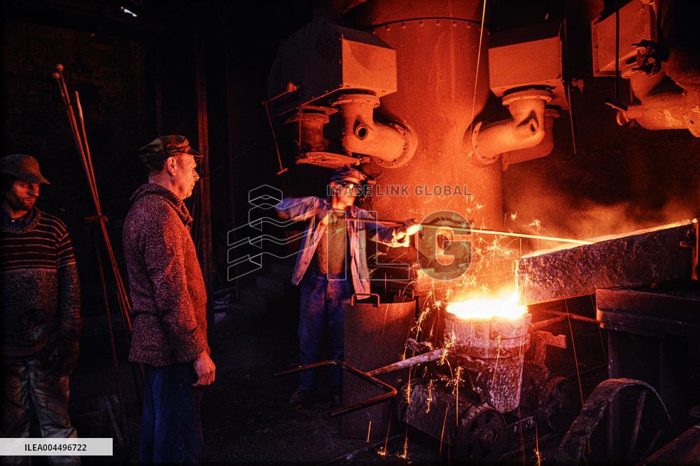 Illustration - Economy