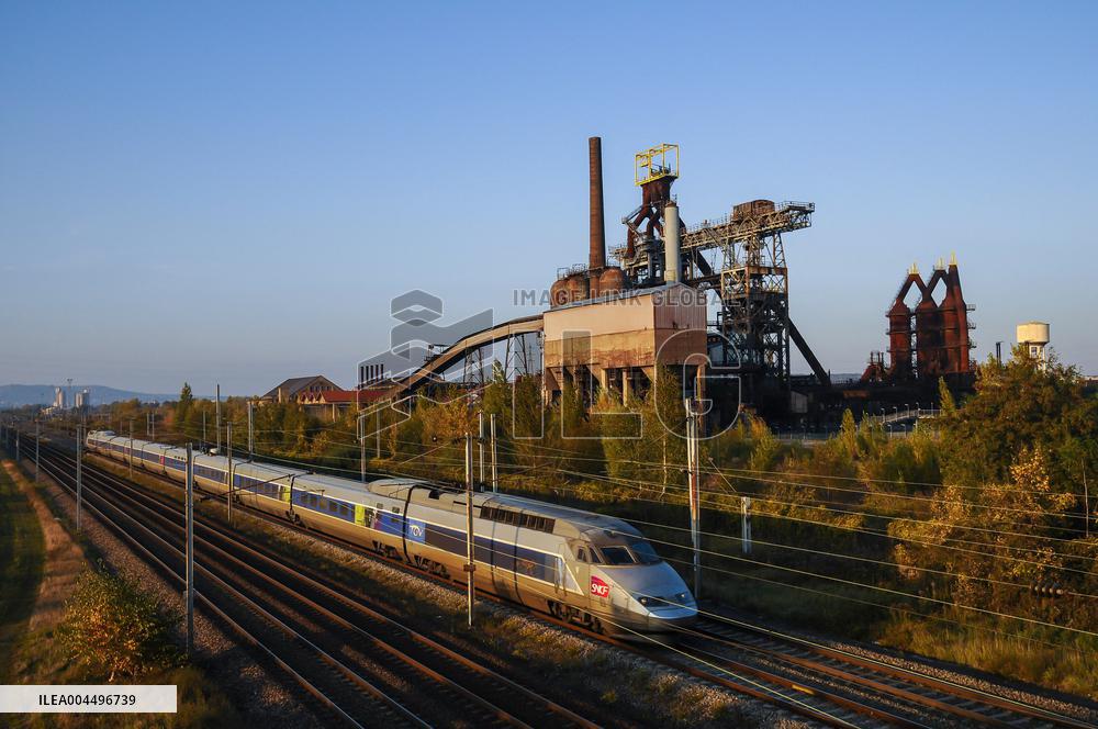 Illustration - Economy