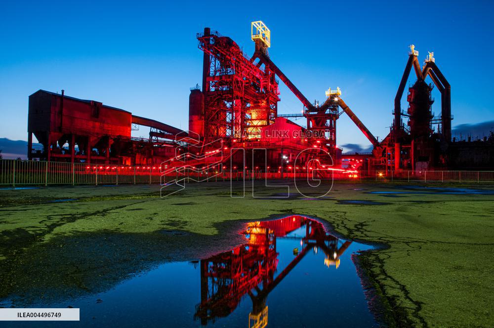 Illustration - Economy