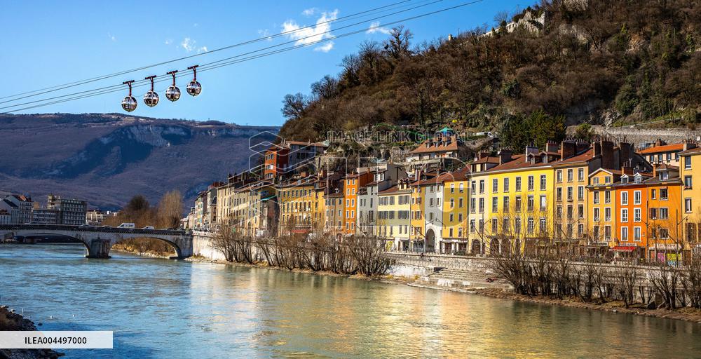 Illustration - The Alps in Summer