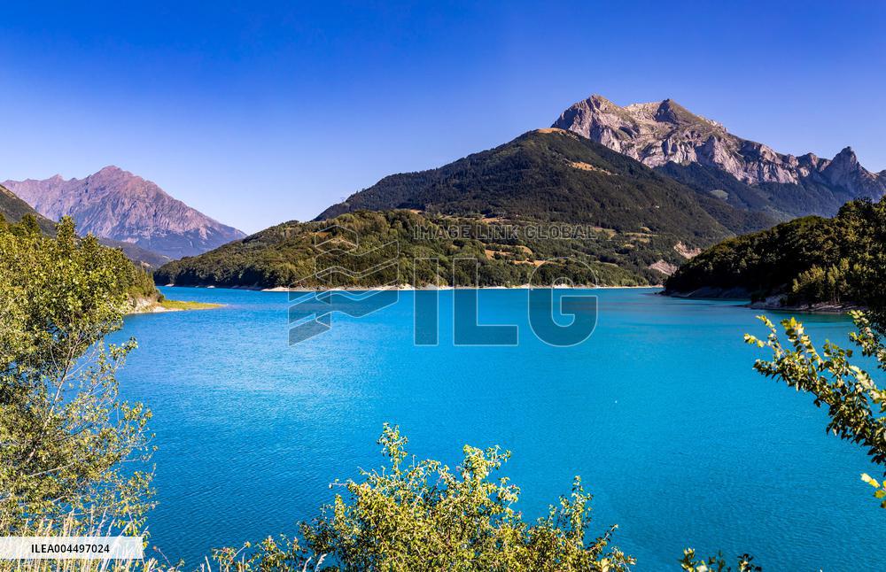 Illustration - The Alps in Summer