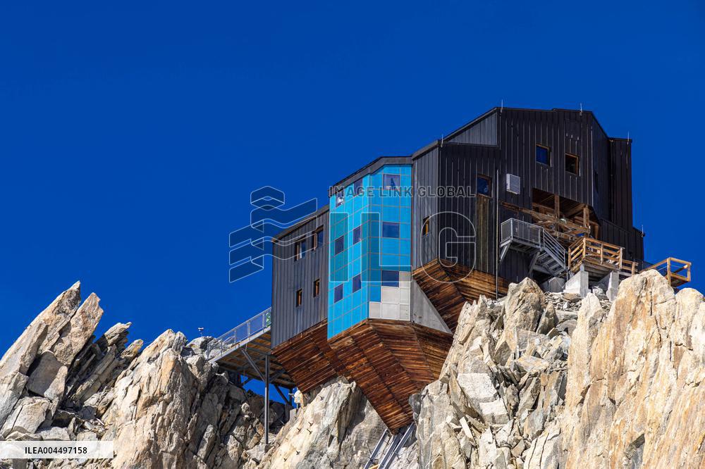 Illustration - The Alps in Summer