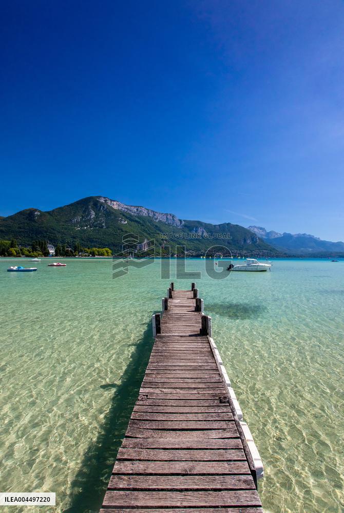 Illustration - The Alps in Summer