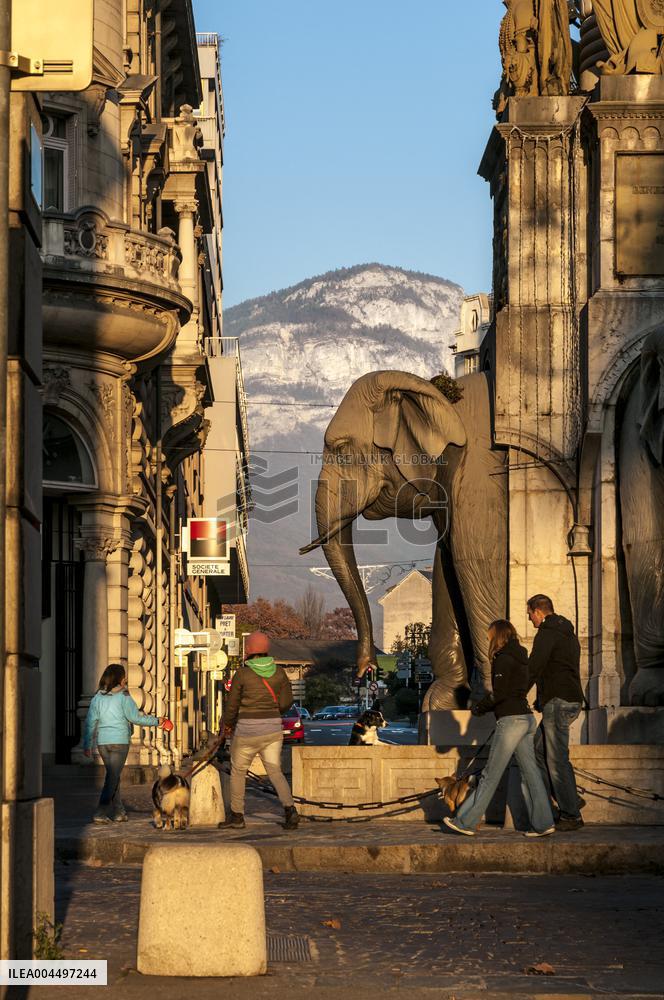 Illustration - The Alps in Summer