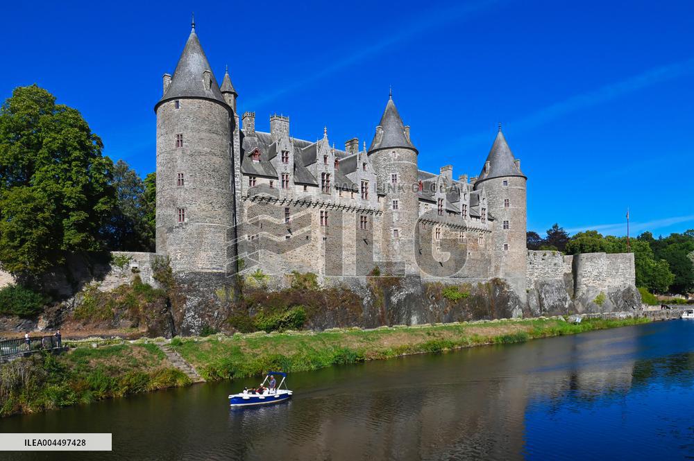 Illustration - Brittany