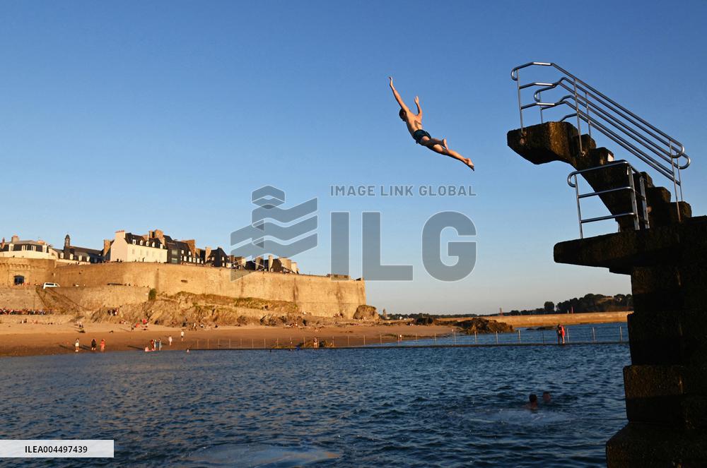 Illustration - Brittany