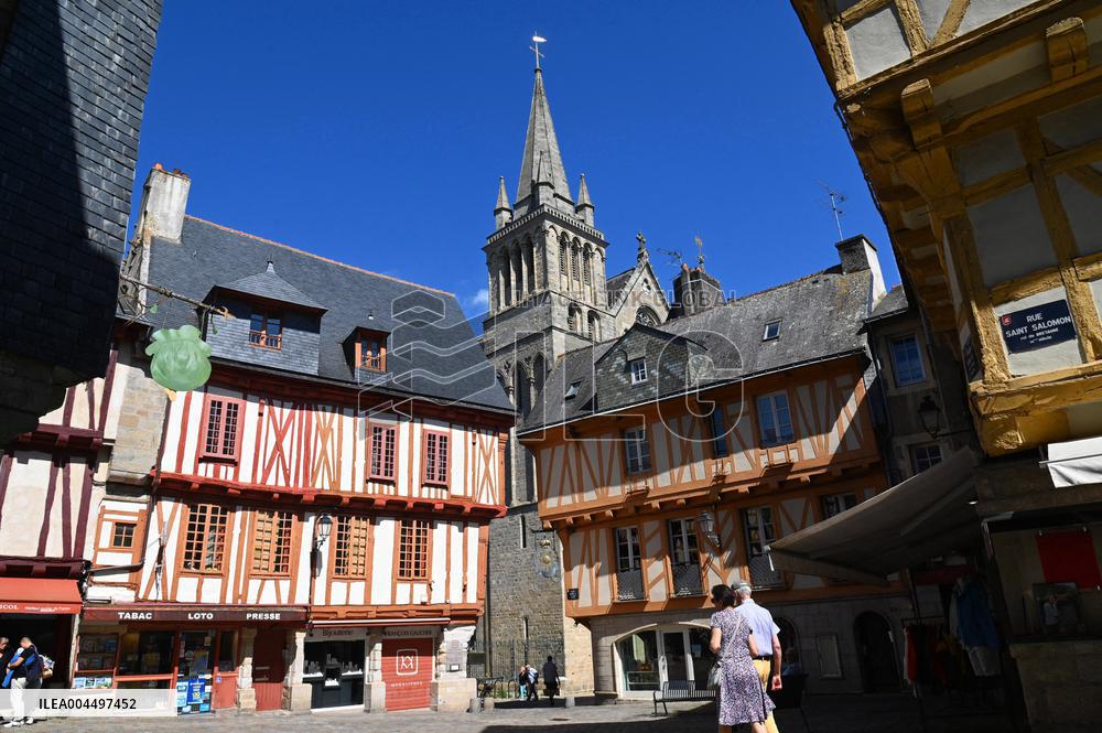 Illustration - Brittany