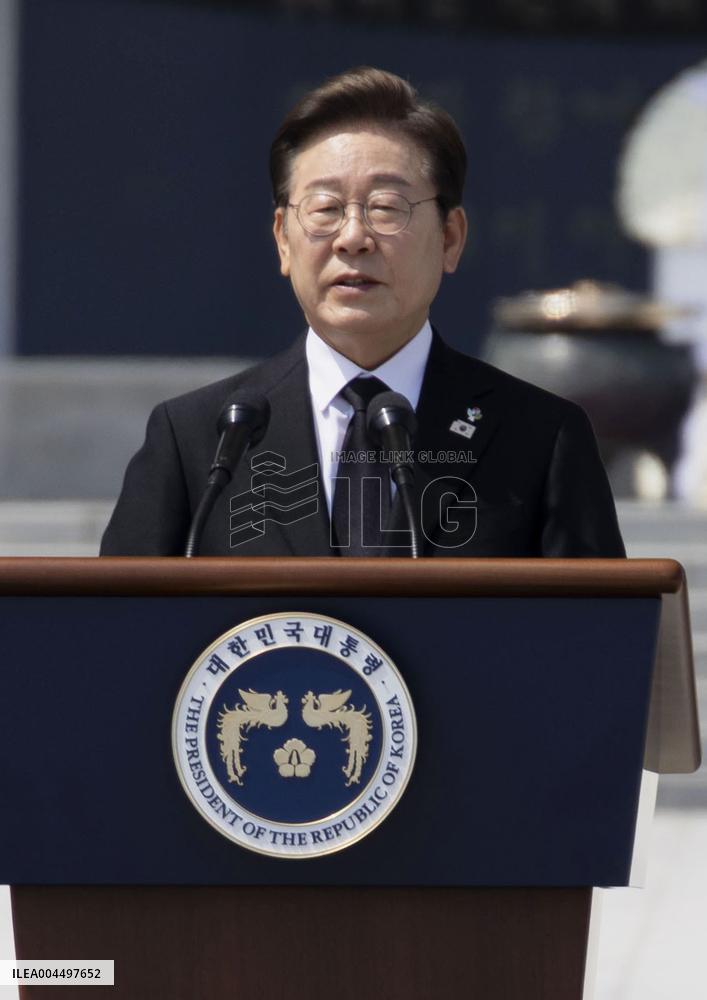 New South Korean President Lee