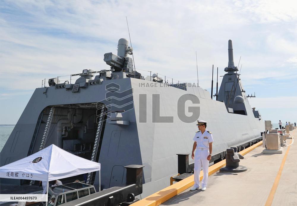 MSDF destroyer visits port in Darwin