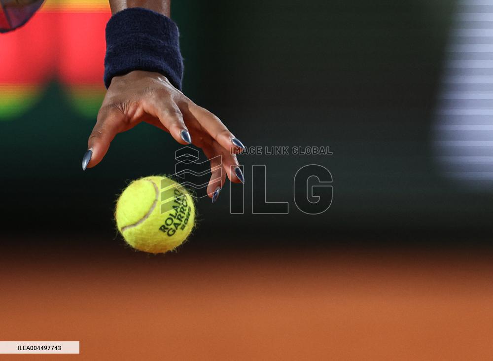French Open - Semi-final - Lois Boisson v Coco Gauff