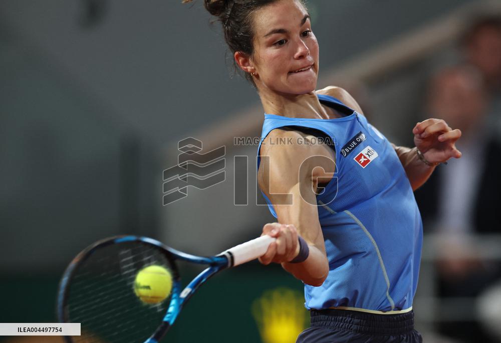 French Open - Semi-final - Lois Boisson v Coco Gauff
