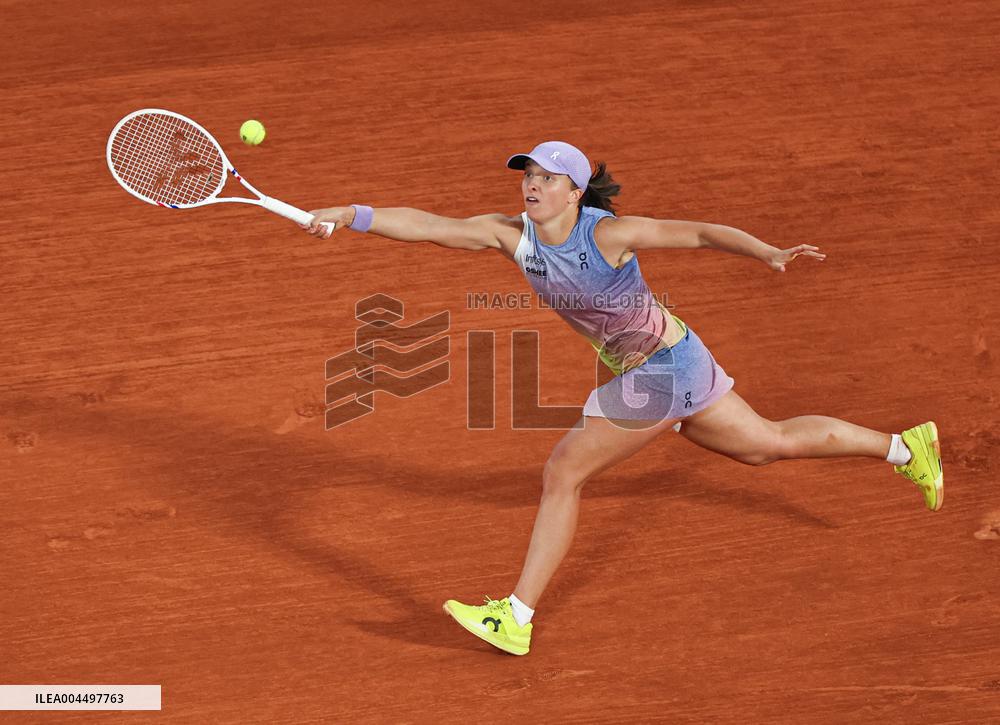 French Open - Semi-final - Lois Boisson v Coco Gauff
