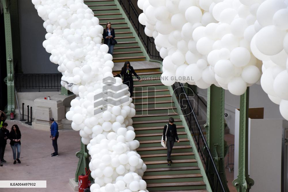 New Exhibition Euphoria - Art Is In The Air At Grand Palais - Paris