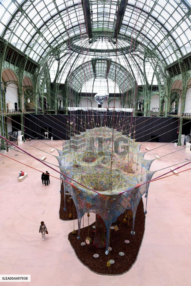 New Exhibition Euphoria - Art Is In The Air At Grand Palais - Paris
