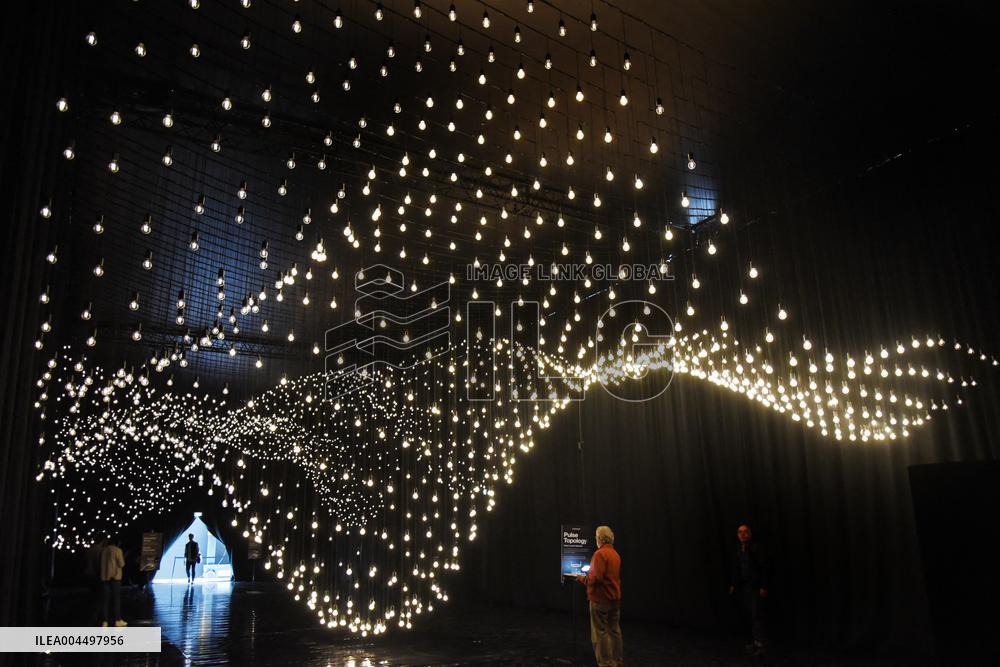 New Exhibition Euphoria - Art Is In The Air At Grand Palais - Paris