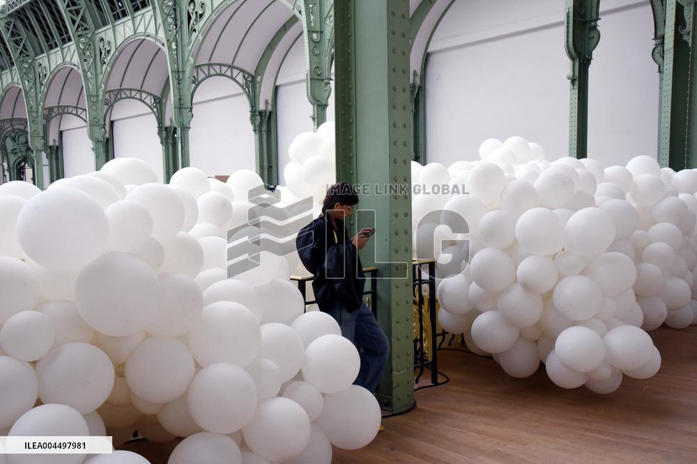 New Exhibition Euphoria - Art Is In The Air At Grand Palais - Paris