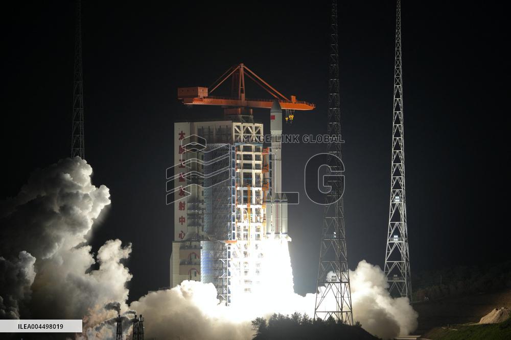 China Launches Internet Satellite Group - Taiyuan