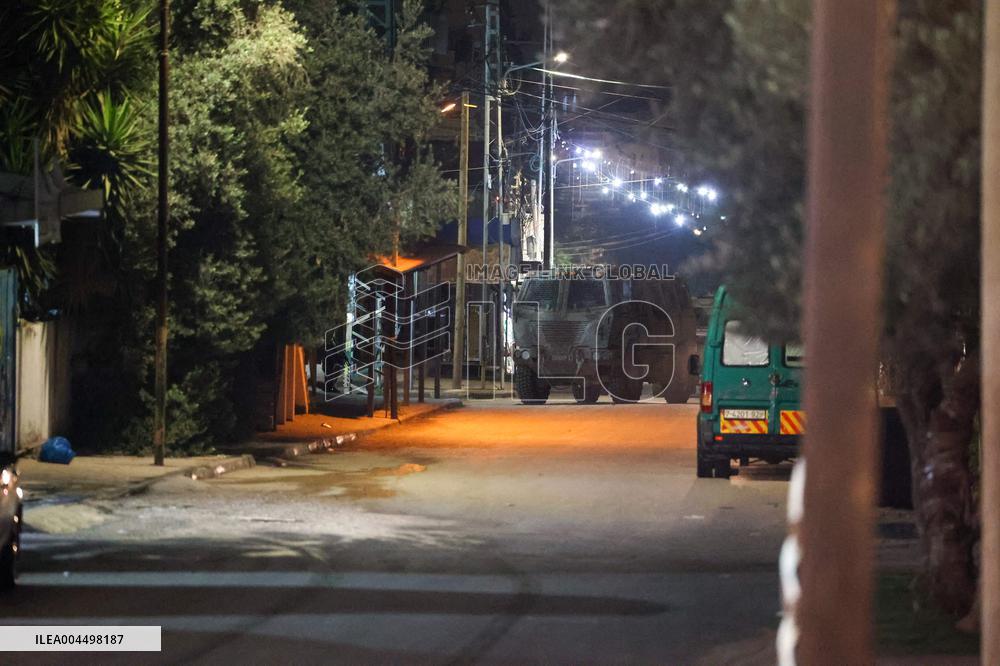 Israeli Forces Raid Qalqilya - Palestine