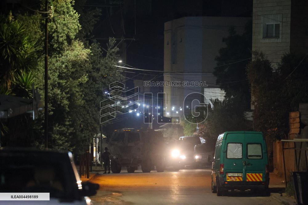 Israeli Forces Raid Qalqilya - Palestine