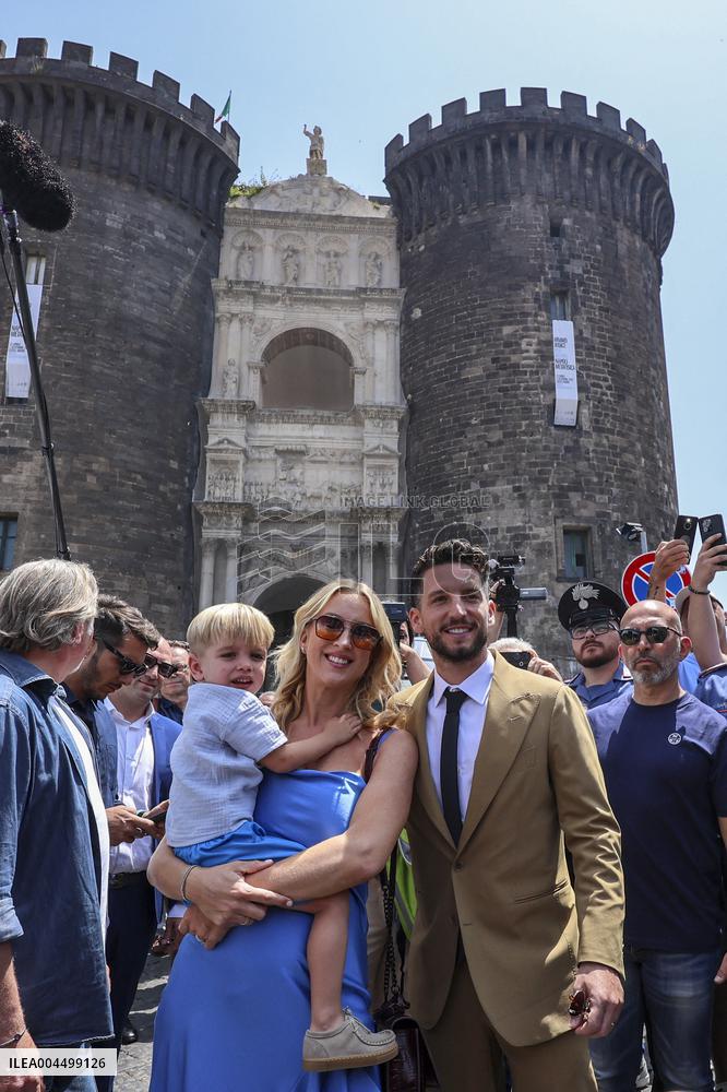 Honorary Italian Citizenship Awarded To Dries Mertens - Naples
