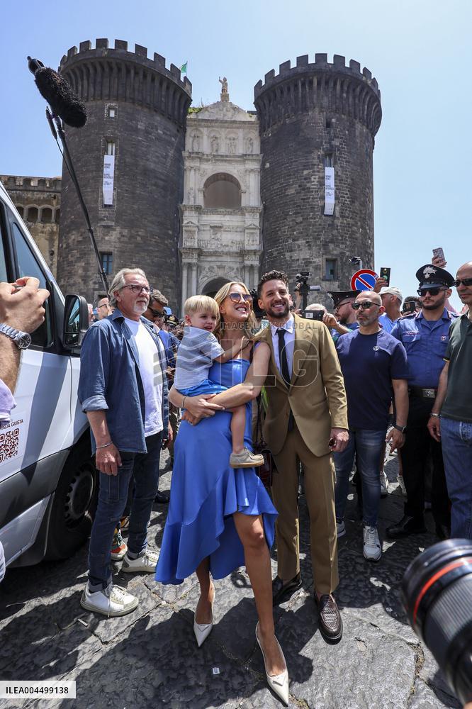 Honorary Italian Citizenship Awarded To Dries Mertens - Naples