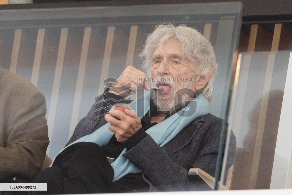 2025 French Open - Celebrities In Stand Day 13 NB