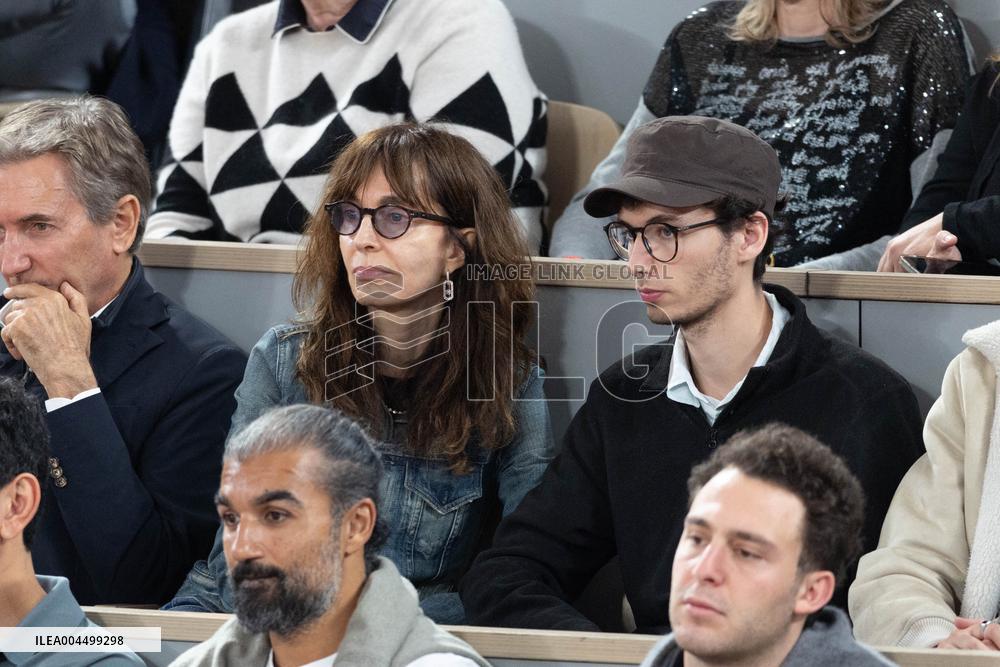 2025 French Open - Celebrities In Stand Day 13 NB