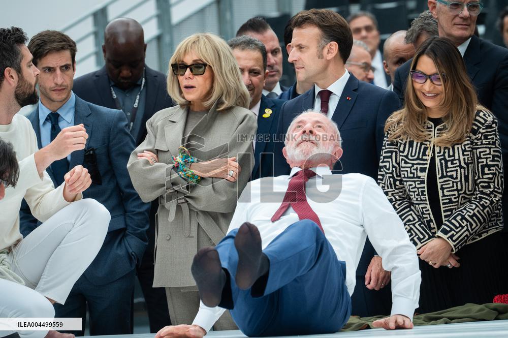 Macron and Lula visit of the exhibition of Ernesto Neto at the Grand Palais museum - Paris