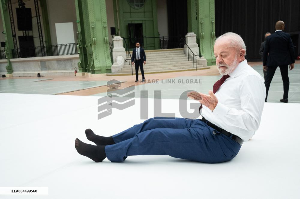 Macron and Lula visit of the exhibition of Ernesto Neto at the Grand Palais museum - Paris