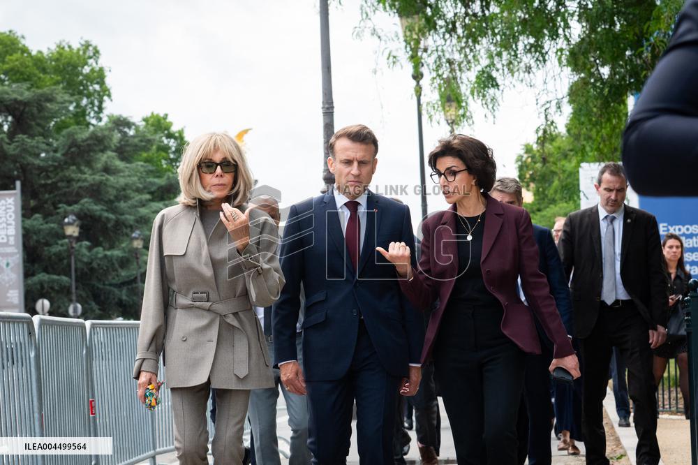 Macron and Lula visit of the exhibition of Ernesto Neto at the Grand Palais museum - Paris