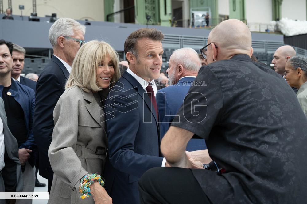 Macron and Lula visit of the exhibition of Ernesto Neto at the Grand Palais museum - Paris