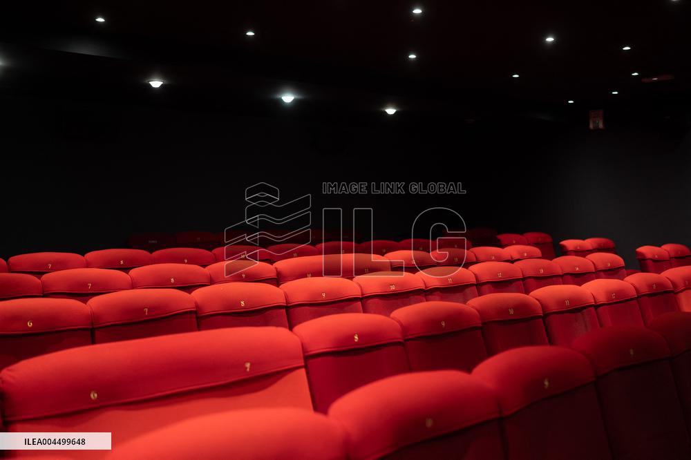 Preview of Nuit Blanche 2025 with Valerie Donzelli - Paris AJ